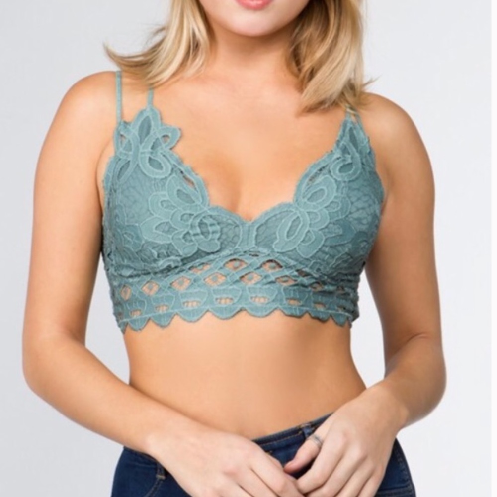 SALE Rust Crochet Lace Scalloped Double Strap Bralette - Picture 2 of 3